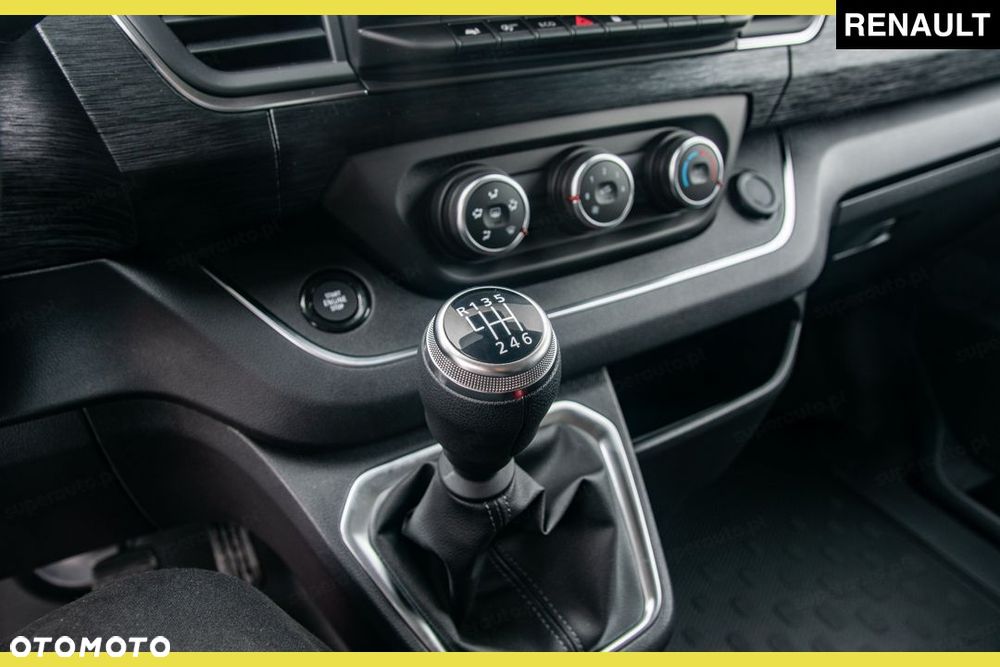 Renault Trafic - 15