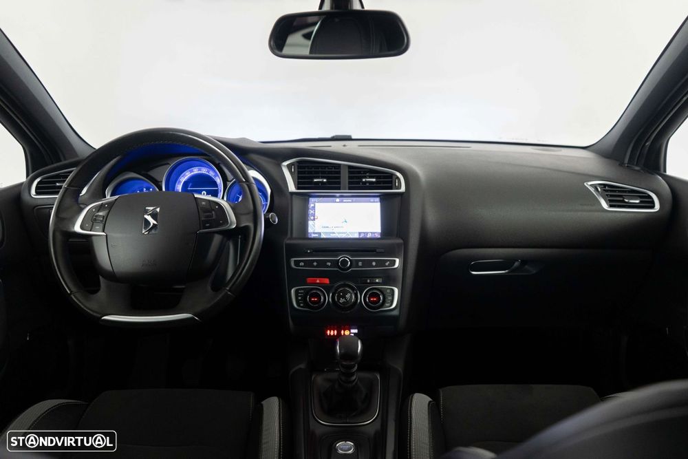 DS DS4 1.6 BlueHDi Be Chic - 21