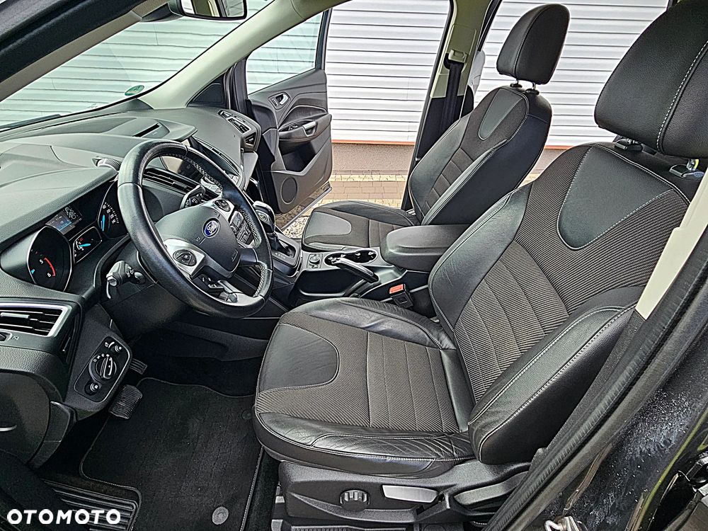 Ford Kuga 2.0 TDCi 4x4 Individual - 32