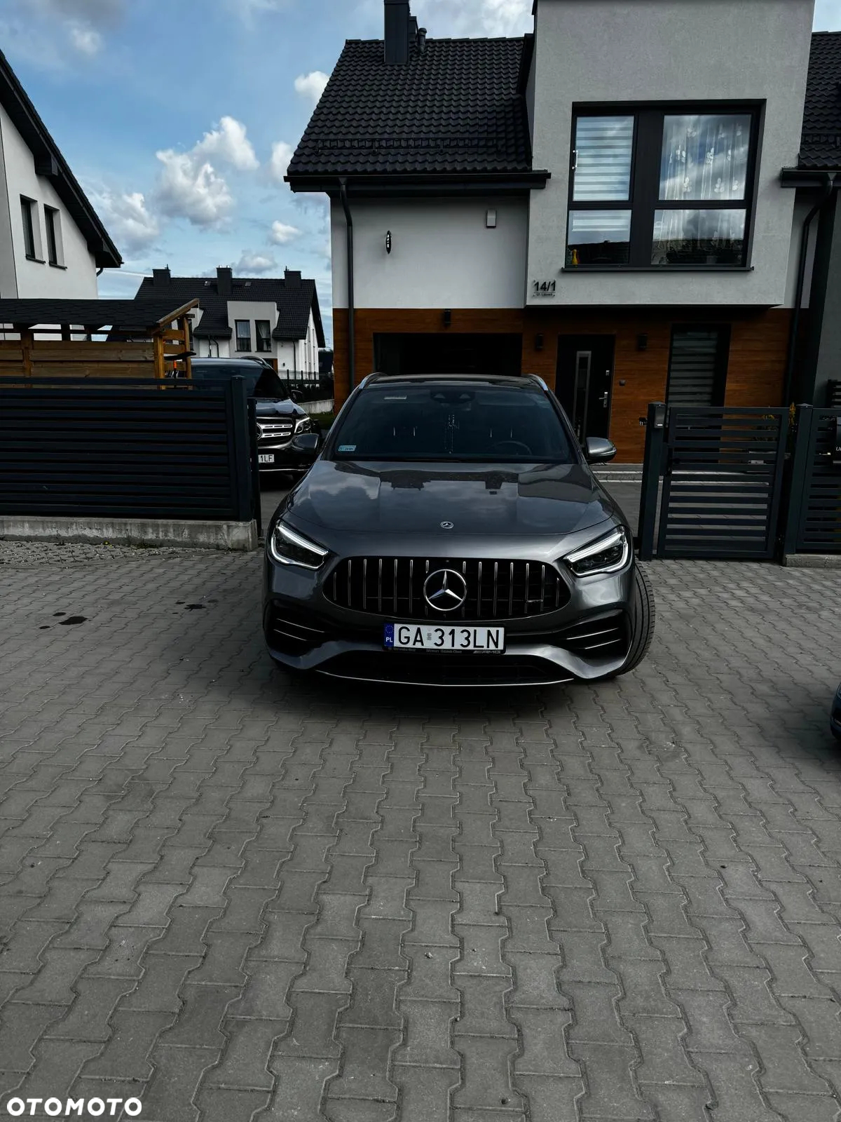 Mercedes-Benz GLA AMG 45 S 4-Matic+ - 4
