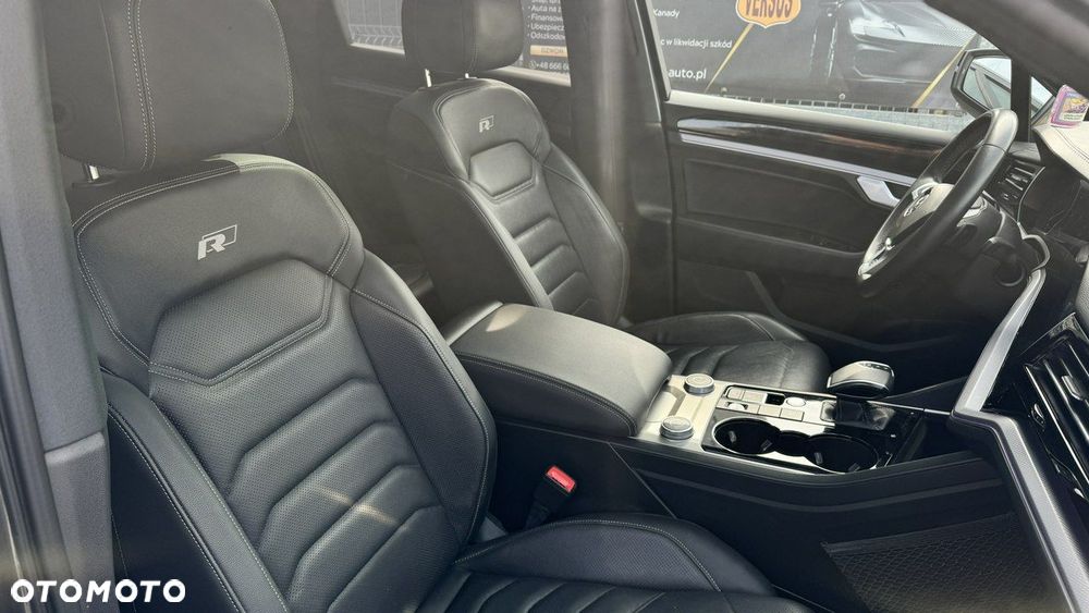 Volkswagen Touareg - 8