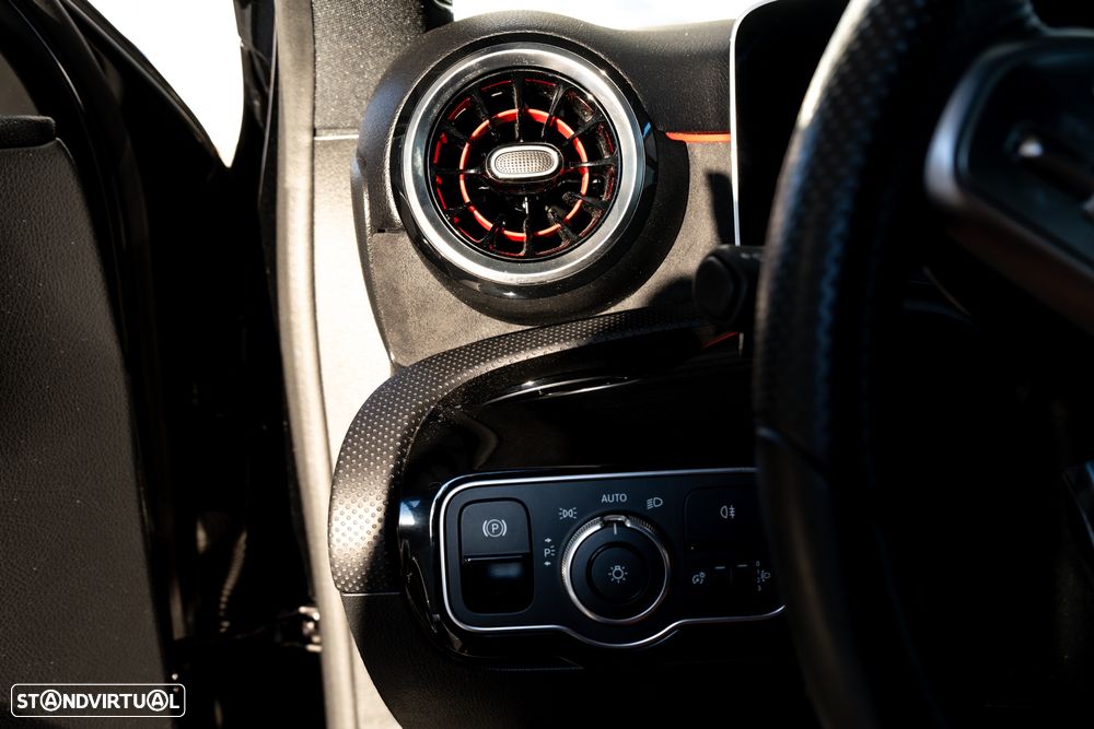 Mercedes-Benz A 35 AMG 4Matic - 16