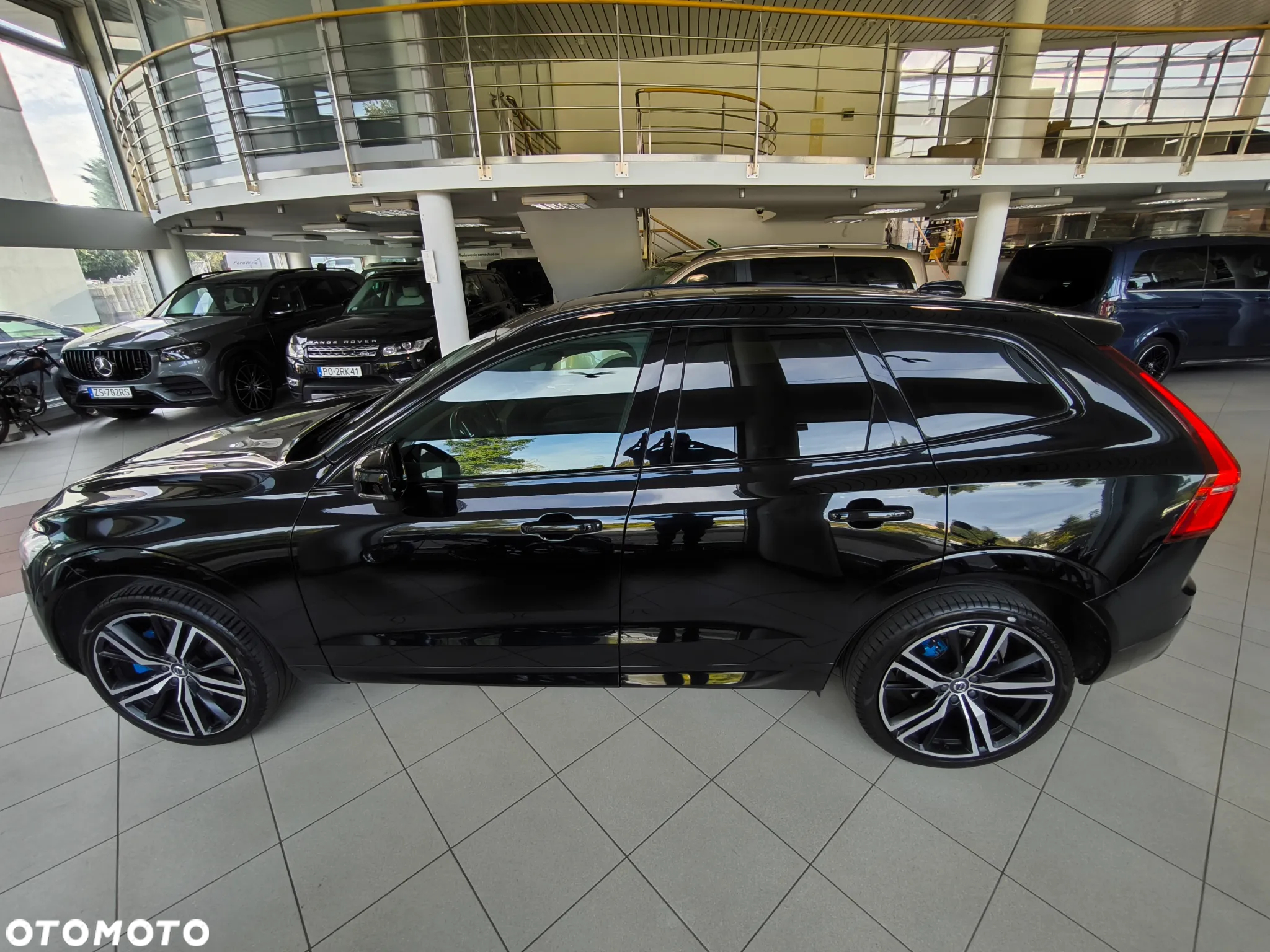 Volvo XC 60 D5 AWD R-Design - 8