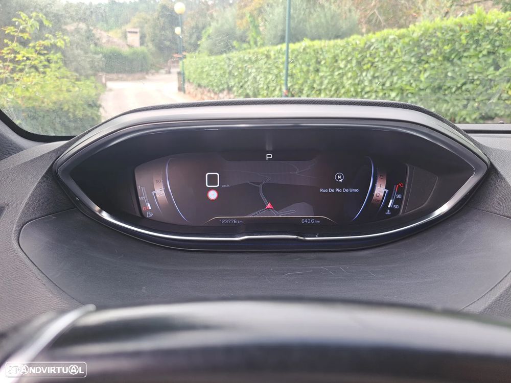 Peugeot 3008 1.5 BlueHDi GT Line EAT8 - 22
