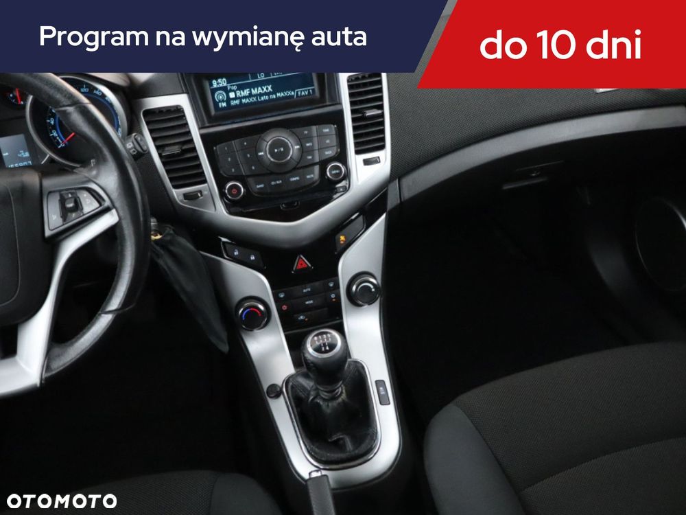 Chevrolet Cruze - 10