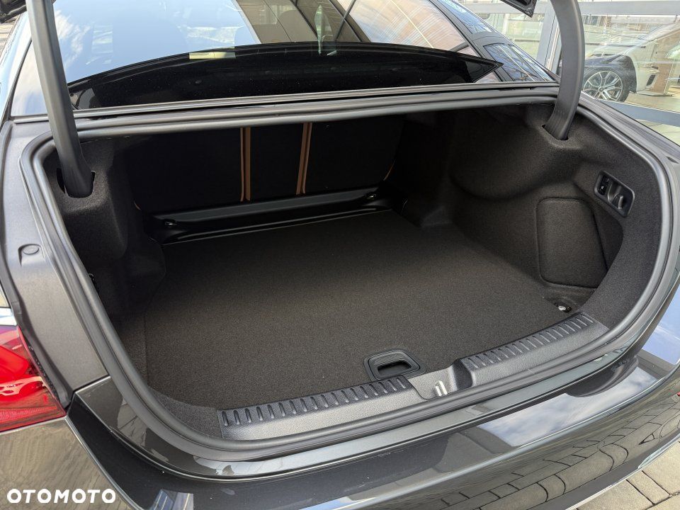 Mercedes-Benz Klasa E - 18