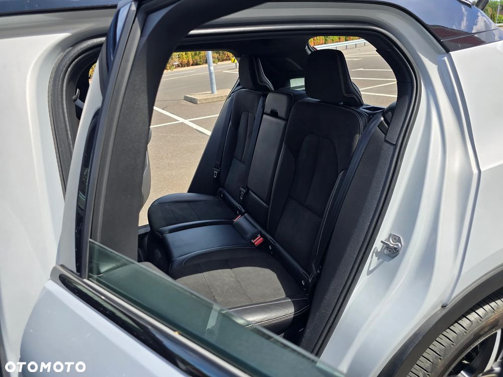 Volvo XC 40 - 19
