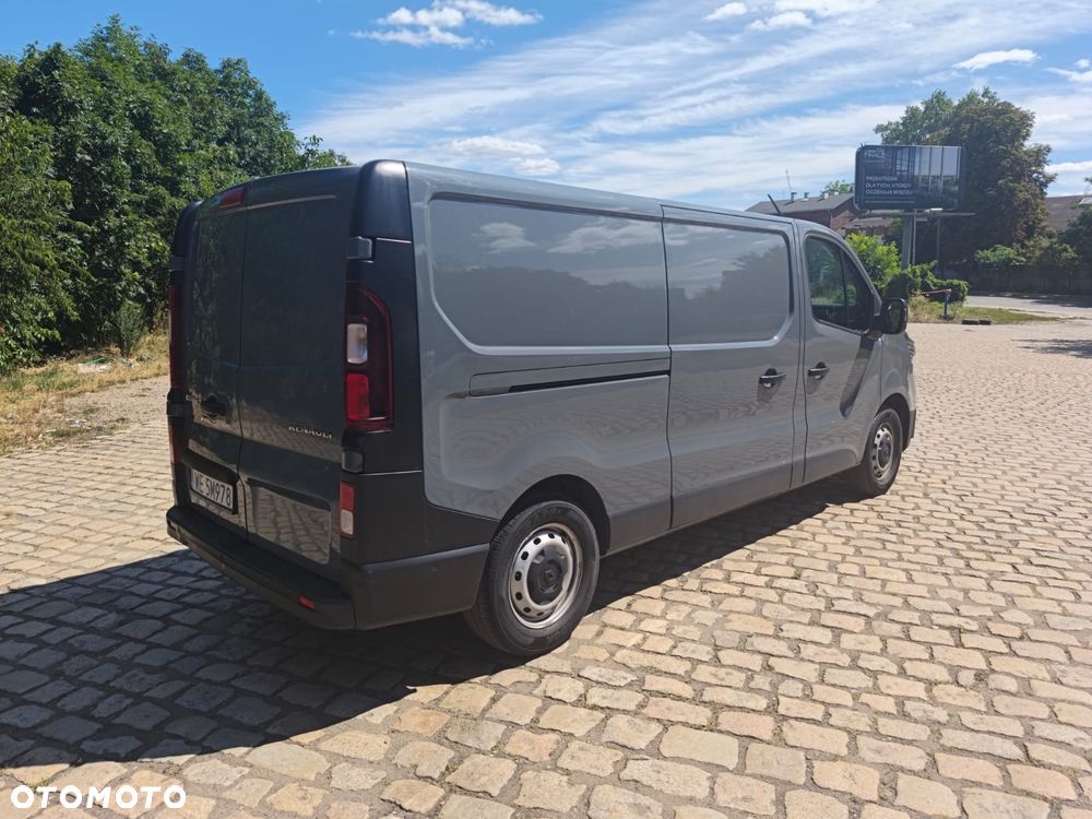Renault trafic - 5