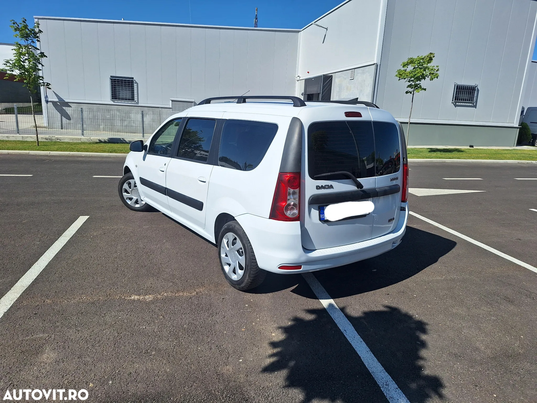 Dacia Logan 1.5 90CP Laureate - 3