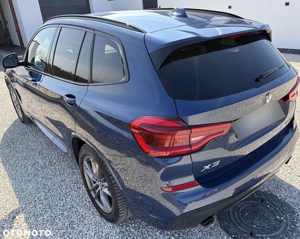 BMW X3 xDrive20d - 11