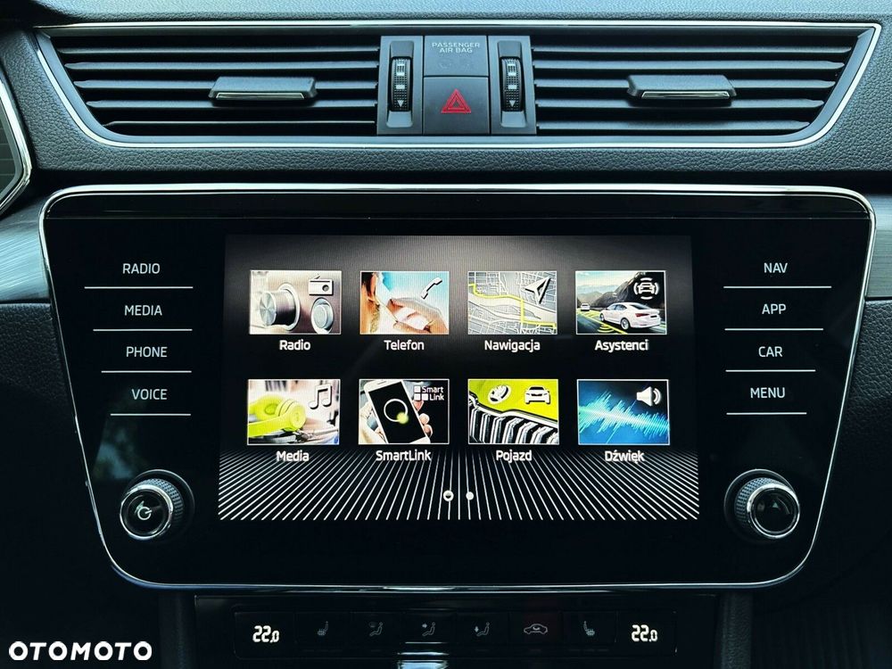 Skoda Superb 2.0 TDI SCR Style DSG - 32