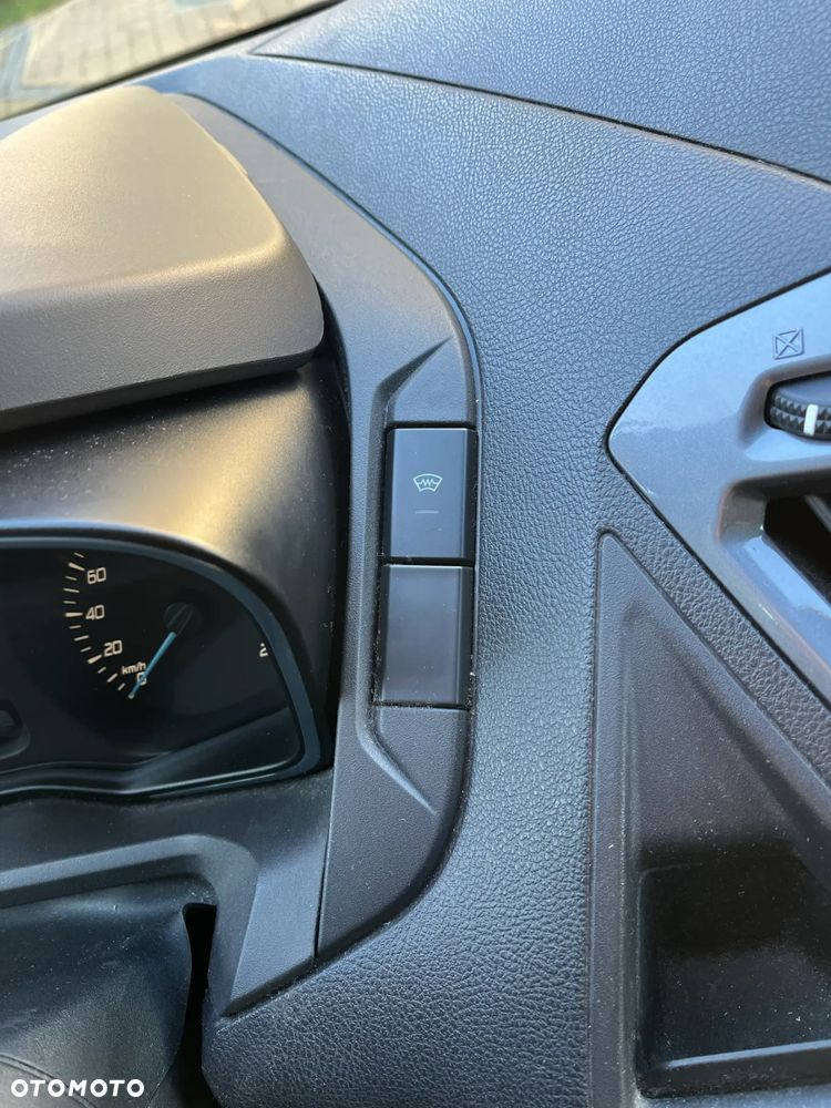 Ford Transit Custom - 15