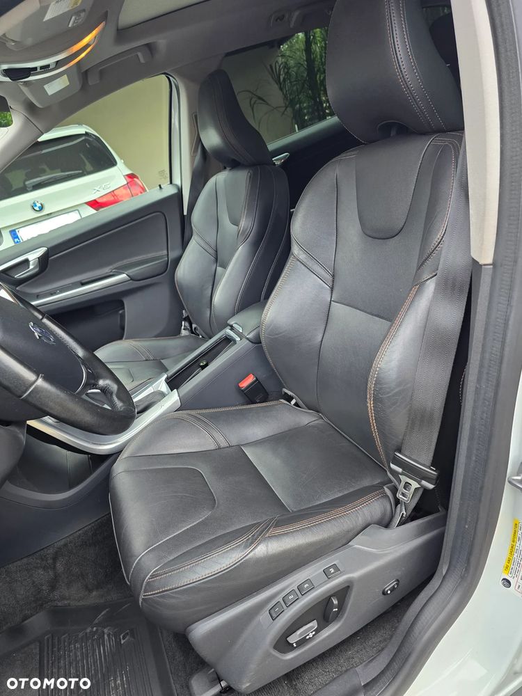 Volvo XC 60 T5 AWD Drive-E Summum - 14