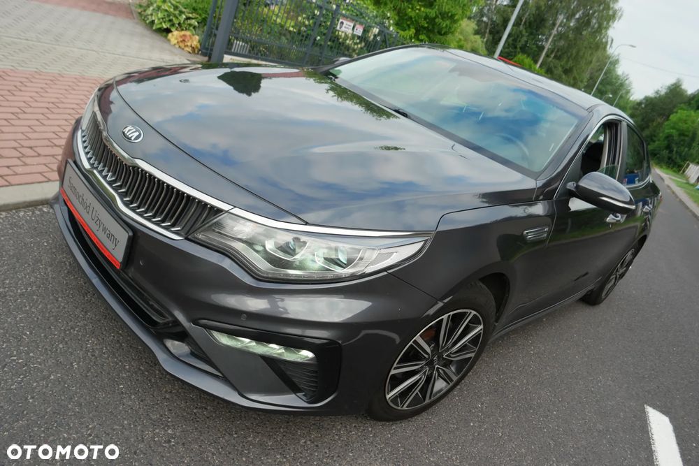 Kia Optima - 1