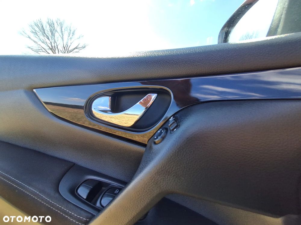 Nissan Qashqai 1.6 DCi N-Connecta EU6 - 20