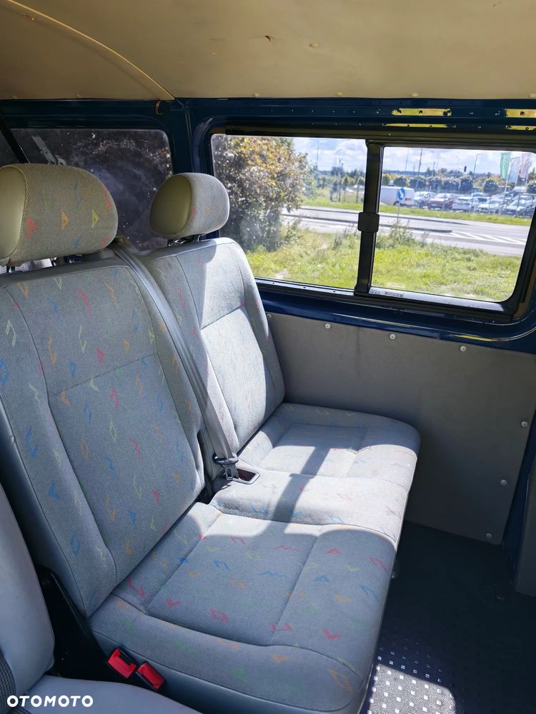 Volkswagen Transporter T5 - 20