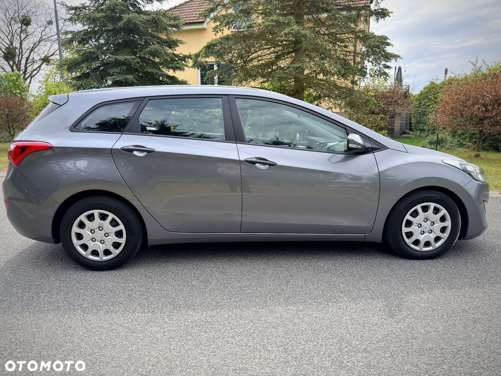 Hyundai i30 i30cw 1.4 CRDi Advantage - 24