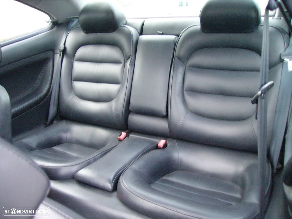 Peugeot 406 Coupé 2.0 16V - 7