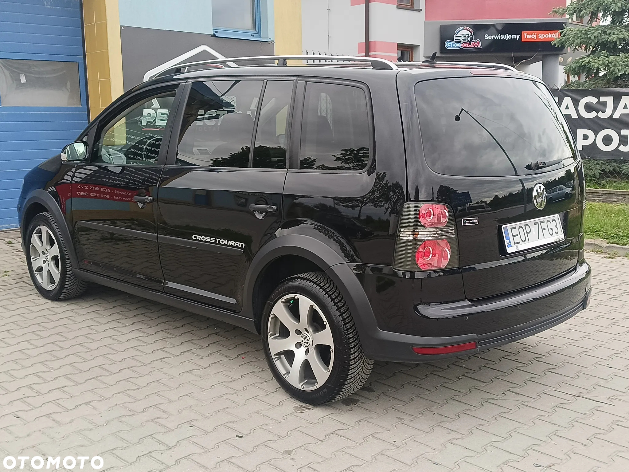 Volkswagen Touran 2.0 TDI DPF Cross - 15