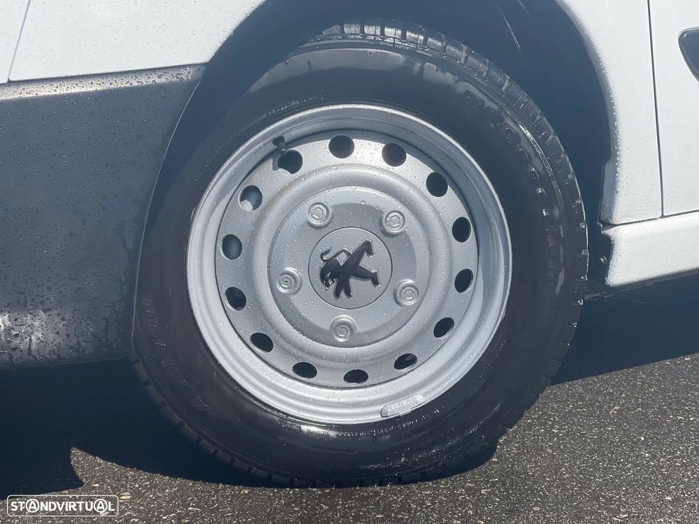 Peugeot EXPERT 2.0 HDI 3 LUG L1H1 C/ AC + EXTRAS - 24