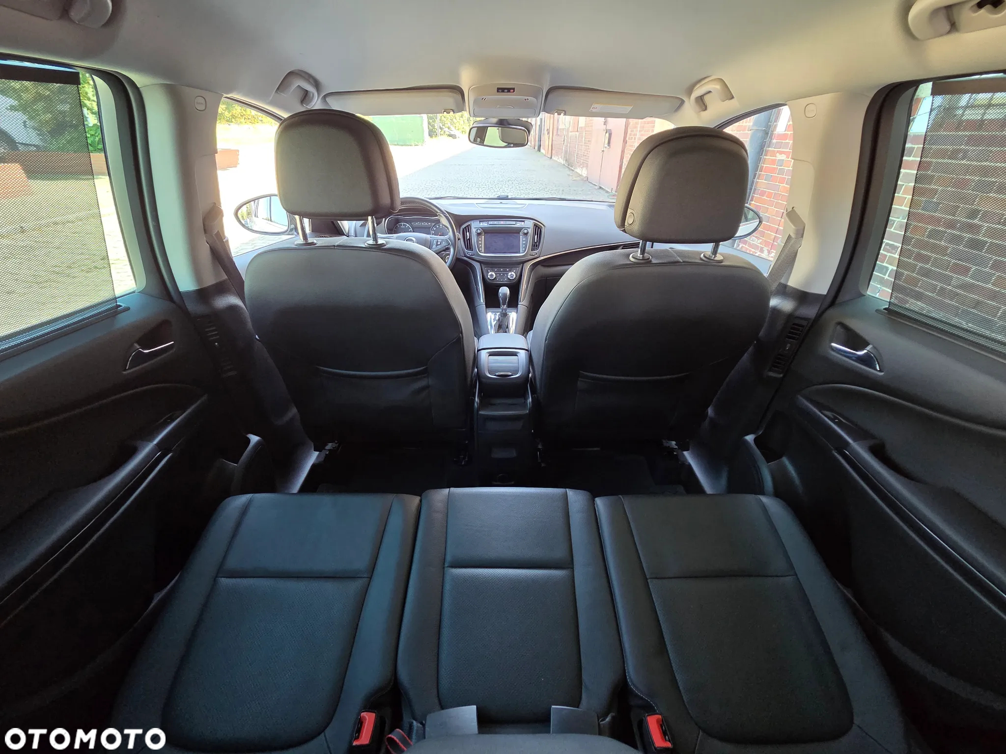 Opel Zafira Tourer 1.6 SIDI Turbo Innovation - 23