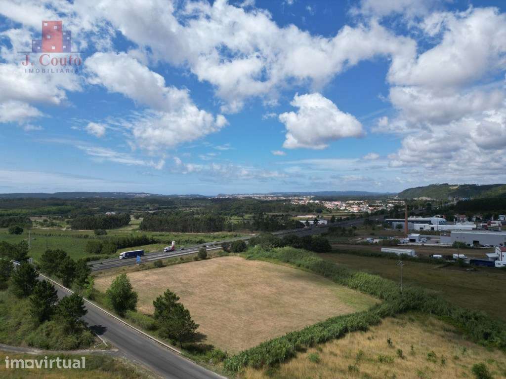 Terreno em Zona Urbanizável próximo da cidade das Caldas da Rainha - Grande imagem: 3/17