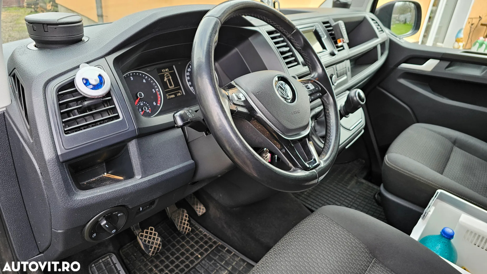 Volkswagen Multivan - 15