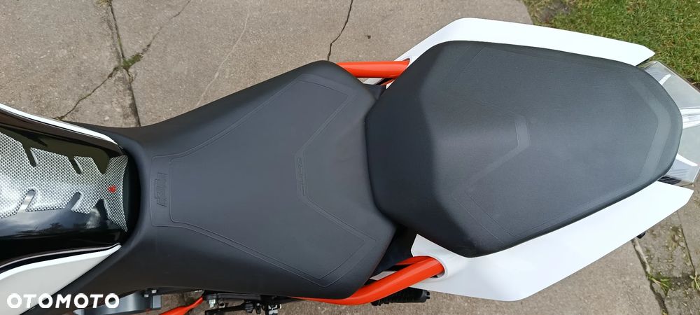 KTM Duke - 15