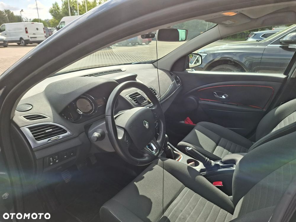 Renault Megane 1.2 16V TCe Energy Limited EU6 - 6