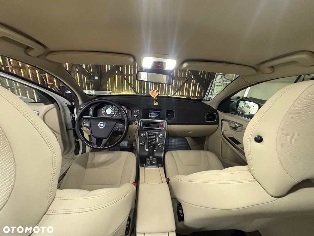 Volvo S60 - 12