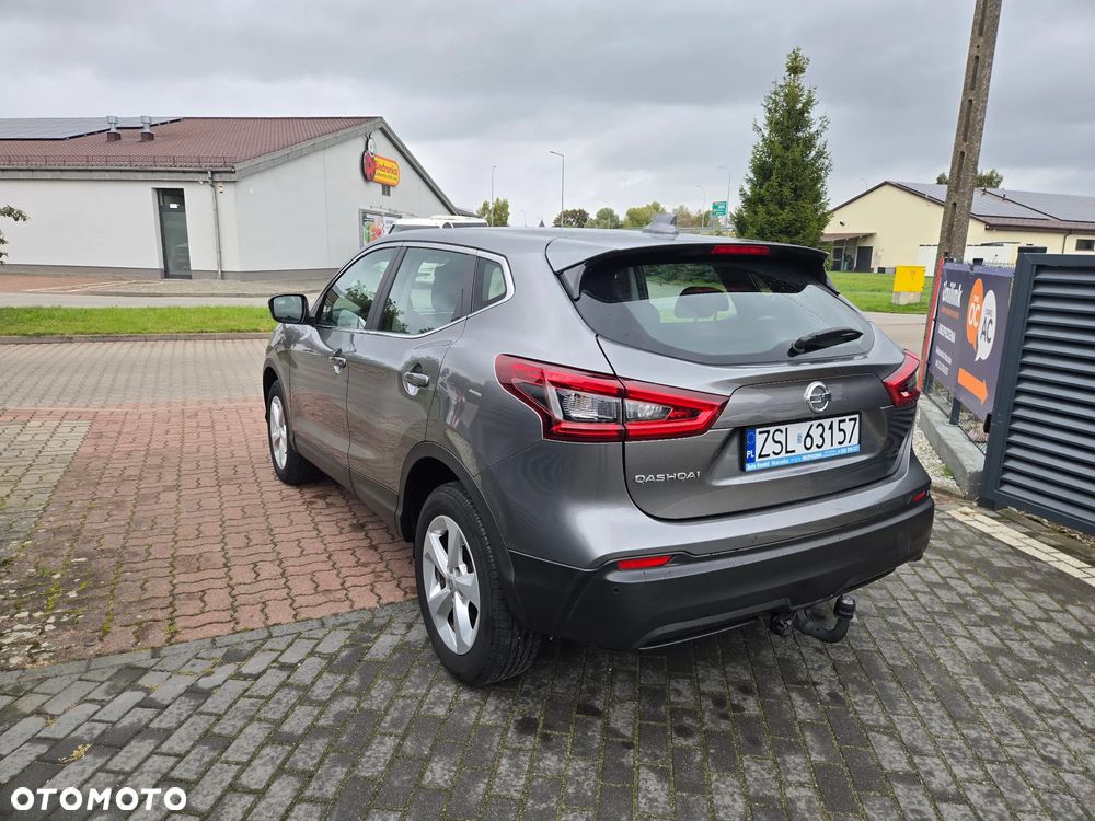 Nissan Qashqai 1.3 DIG-T TEKNA - 3