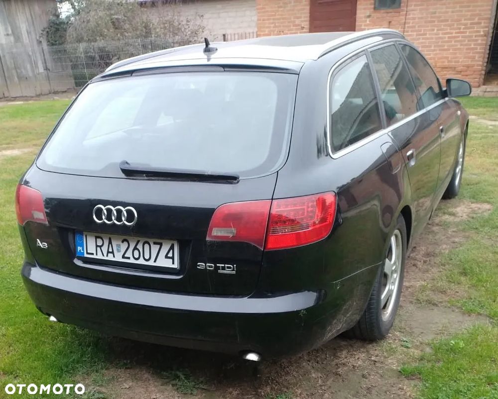Audi A6 - 4