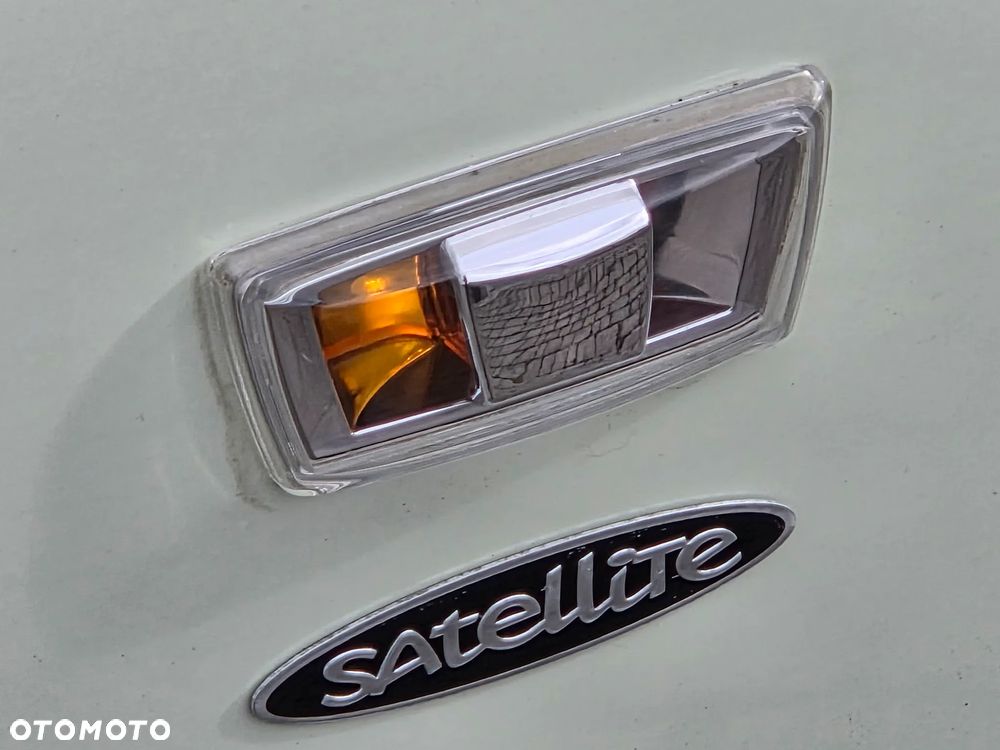 Opel Corsa 1.4 16V Satellite - 25