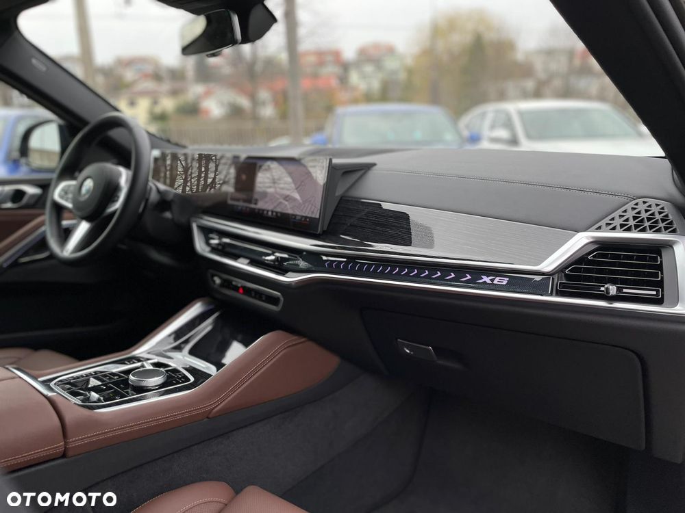 BMW X6 - 36