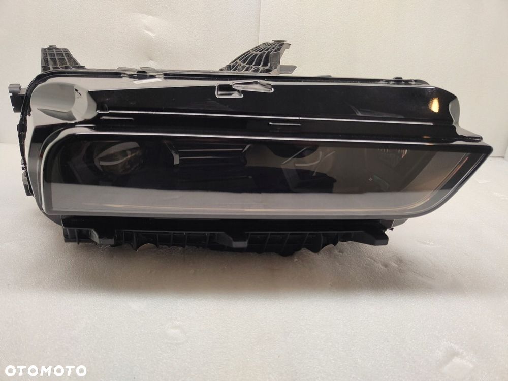 BMW 7 G70 LAMPA FULL LED PRAWY PRZÓD 5A63712 - 1