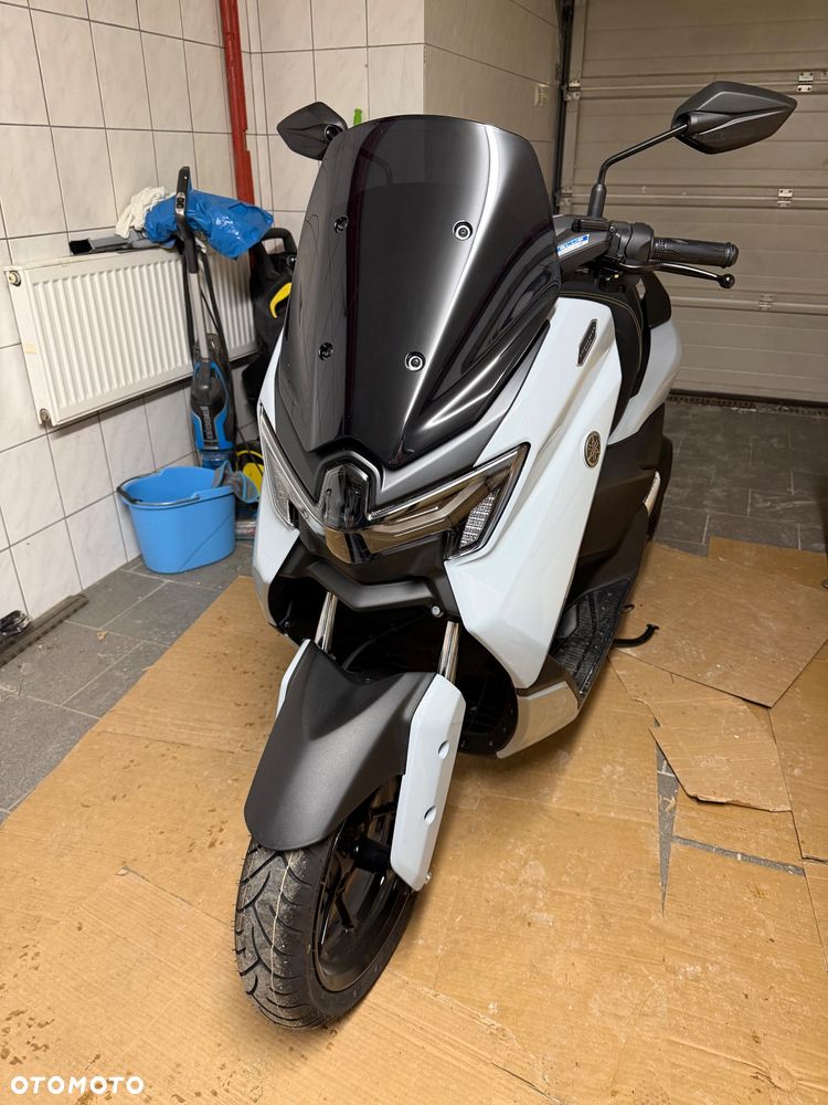 Yamaha NMAX - 3
