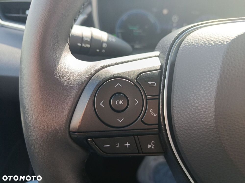 Toyota Corolla 1.8 Hybrid Comfort - 23