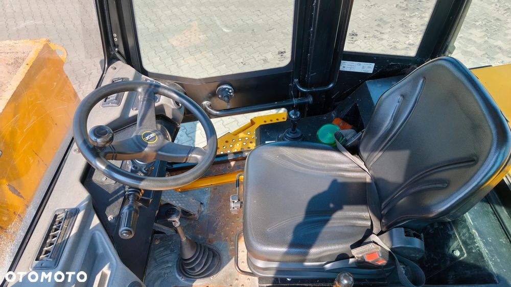 JCB 6 FT - 11
