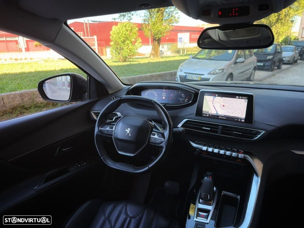 Peugeot 5008 1.5 BlueHDi Allure Pack EAT8 - 13
