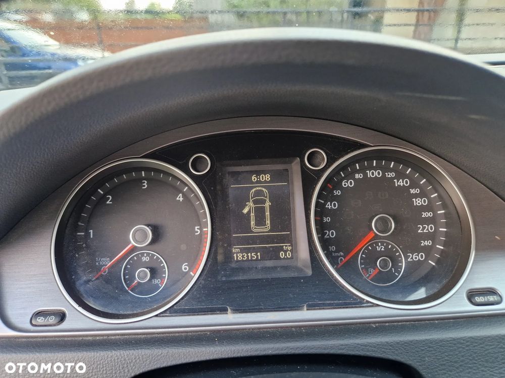 Volkswagen Passat 2.0 Blue TDI SCR Comfortline - 12