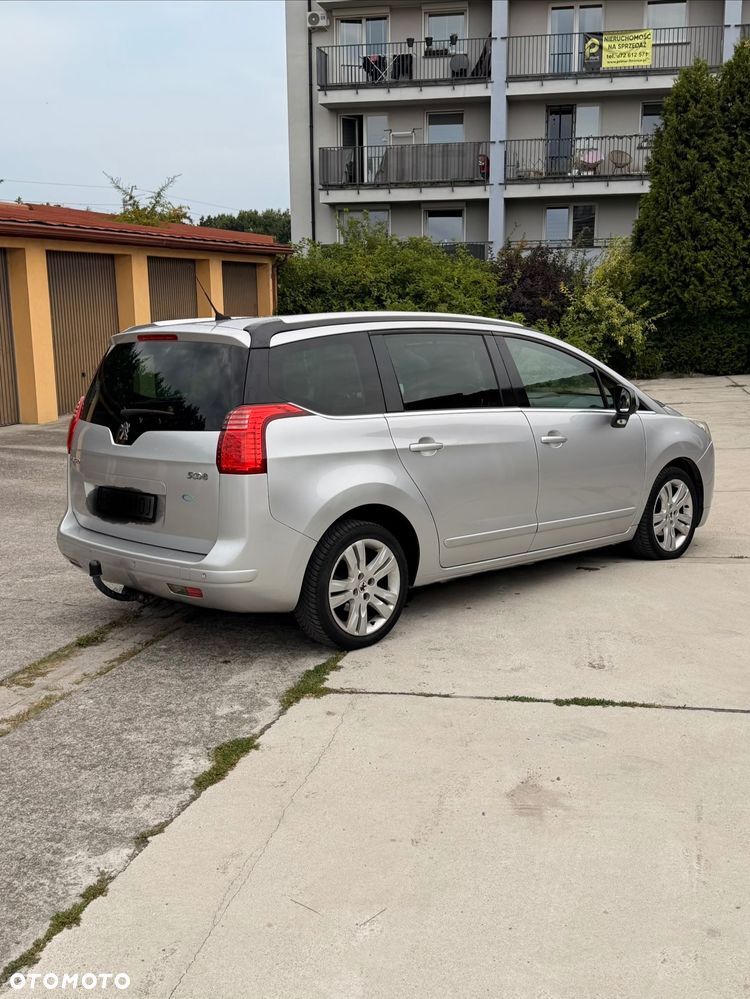 Peugeot 5008 1.6 HDi Premium - 4