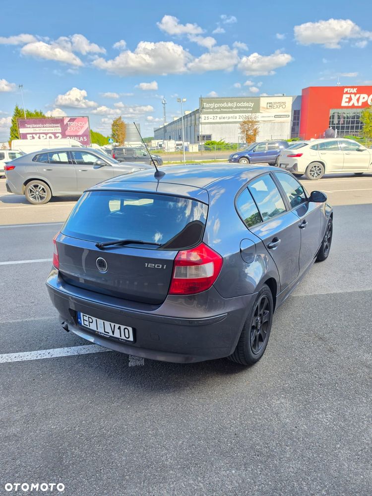 BMW Seria 1 120i - 3