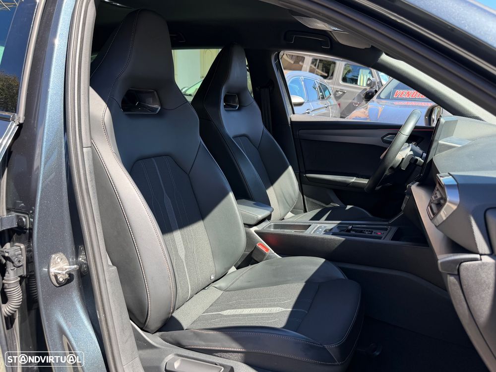 CUPRA Leon ST 1.4 e-Hybrid MID DSG — fotografia 11