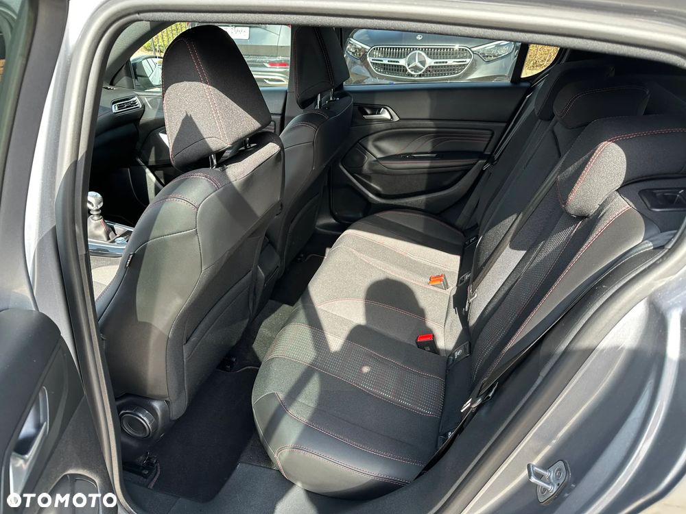 Peugeot 308 - 22