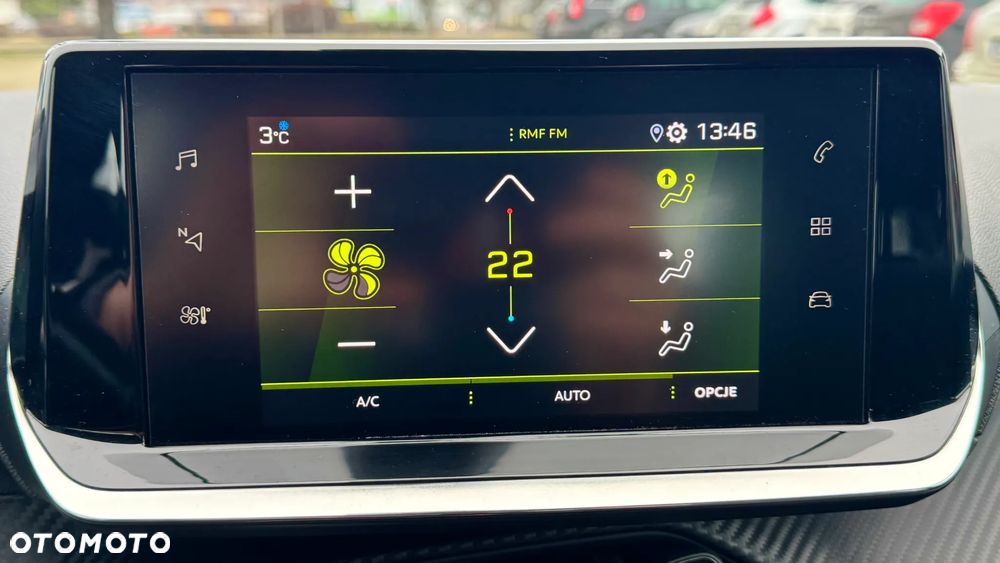 Peugeot 208 BlueHDi 100 Allure - 13