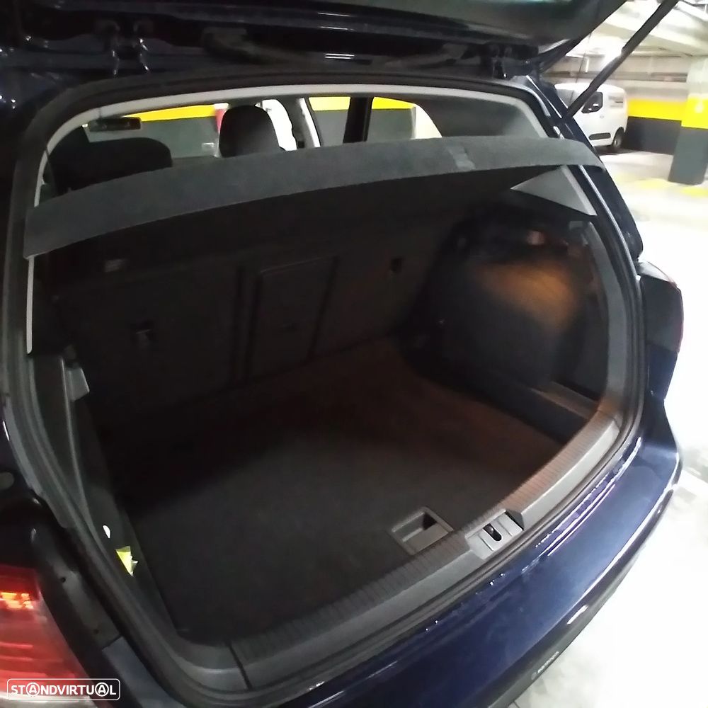 VW Golf 1.6 TDi GPS Edition - 8
