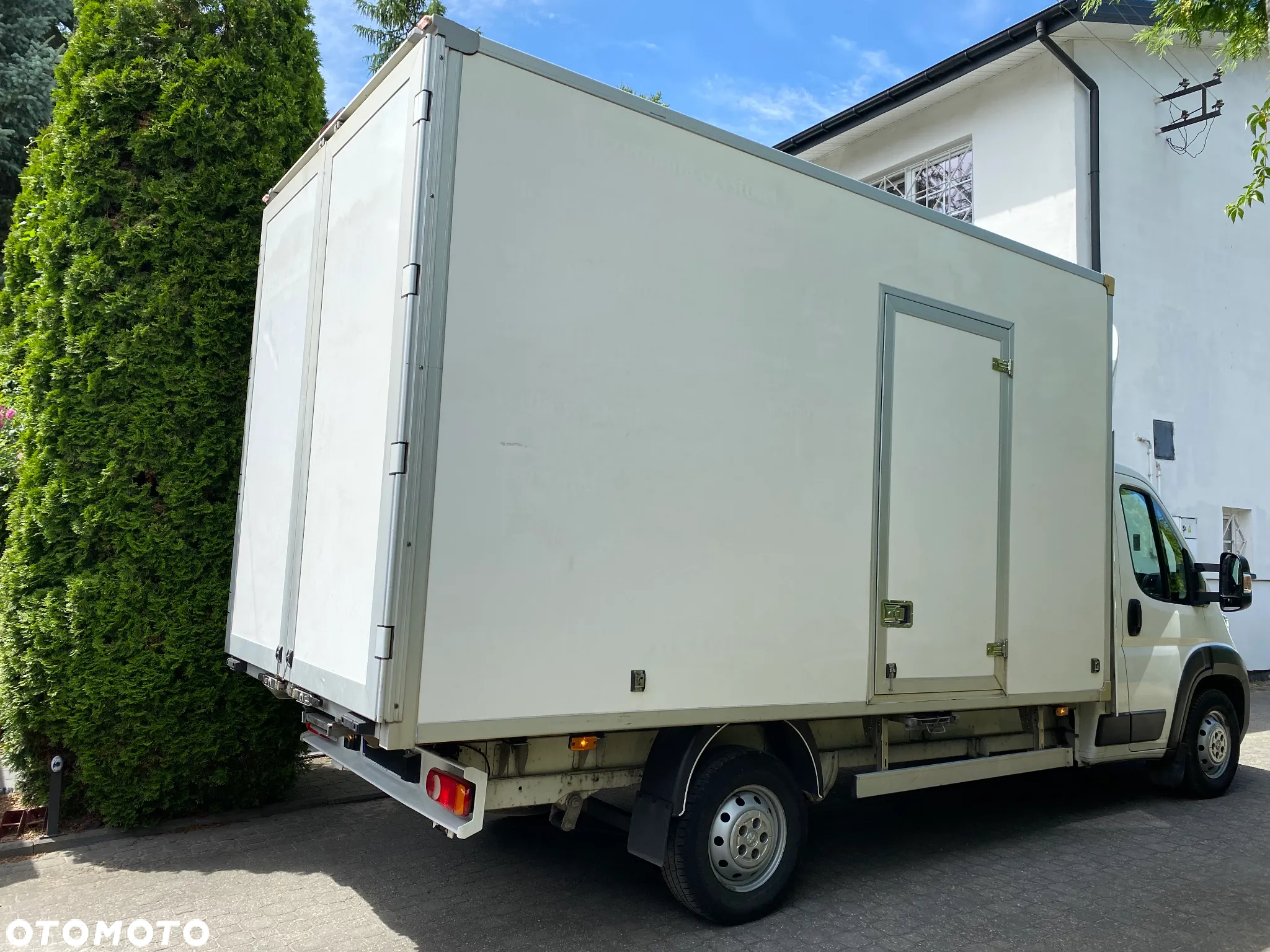 Peugeot Boxer Izoterma kontener 8 Palet 3,5t 163KM Salon PL - 2