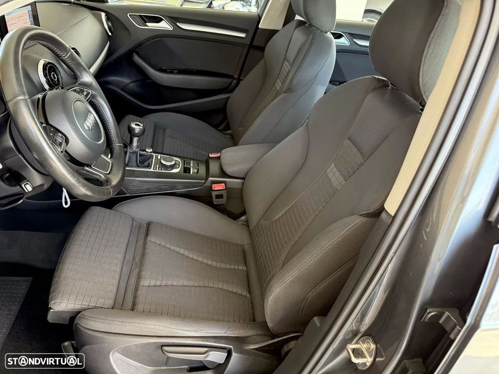 Audi A3 Sportback 1.6 TDI Sport - 44