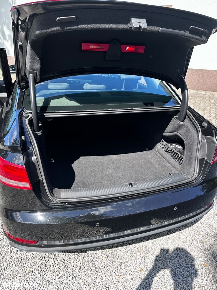 Audi A4 Limousine 35 TFSI S tronic - 14