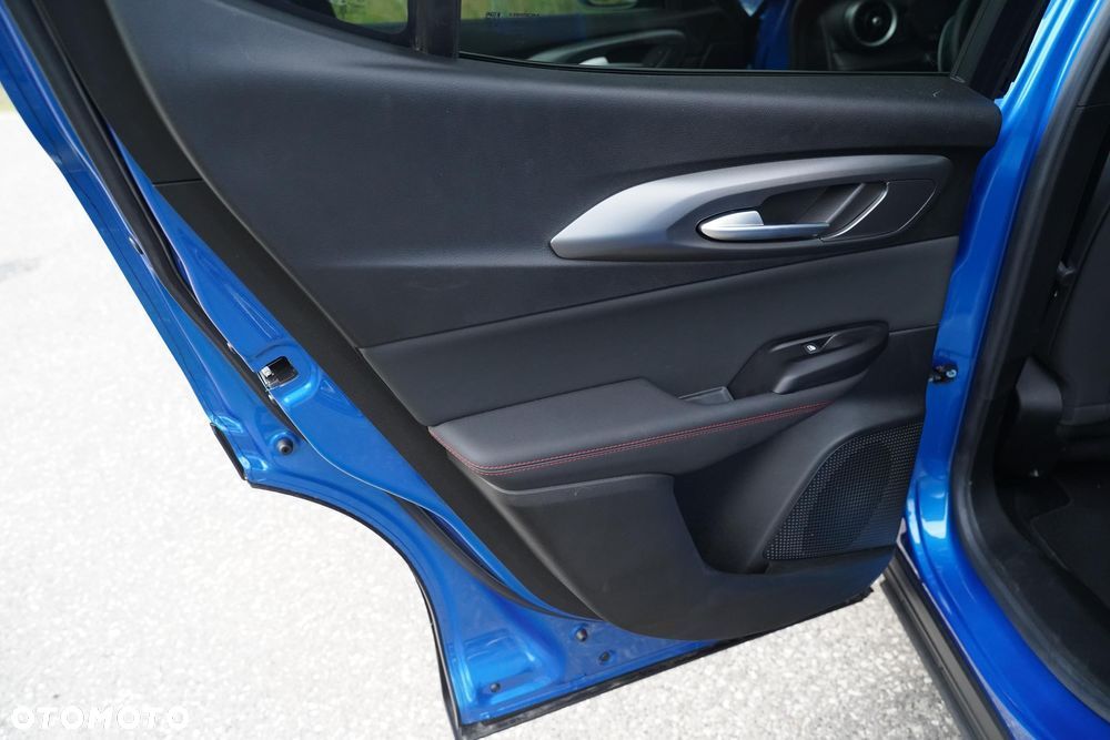 Alfa Romeo Tonale 1.5 T4 GSE mHEV Veloce DCT - 8